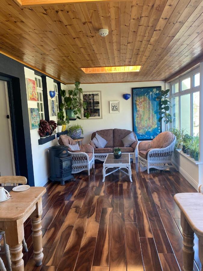 Quay Lodge Westport Esterno foto