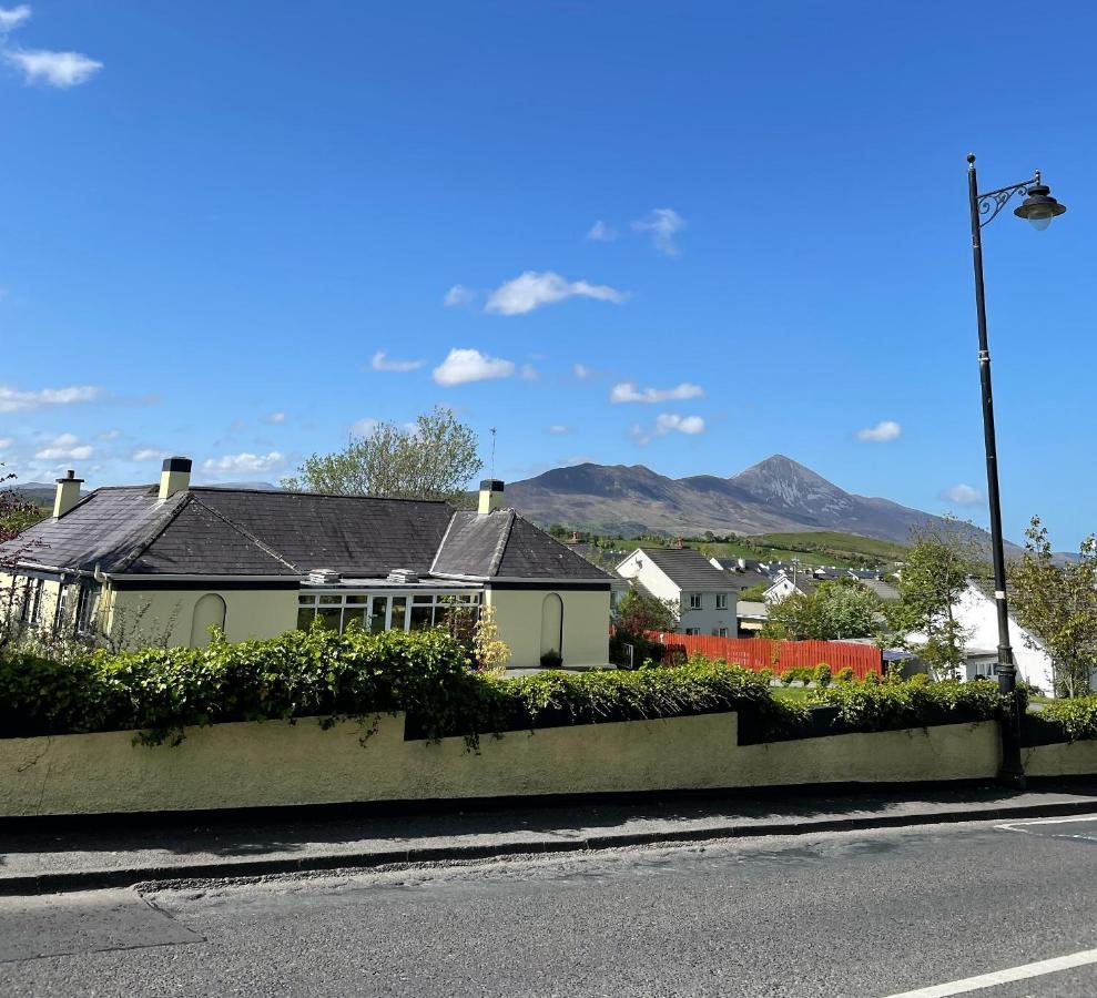 Quay Lodge Westport Esterno foto